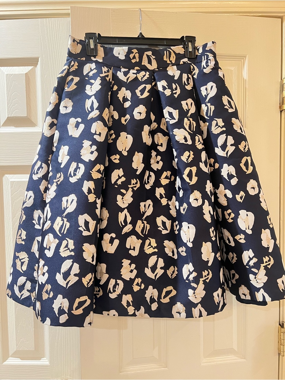 Eliza J Navy Circle Skirt with White Floral Pattern with pockets
